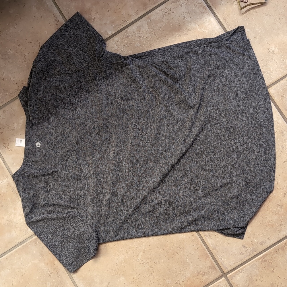 3/$5 90° by reflex women's large workout shirt